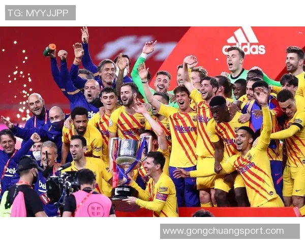 足球明星畅谈欧冠前景谁将捧杯揭晓赛季精彩预测与分析